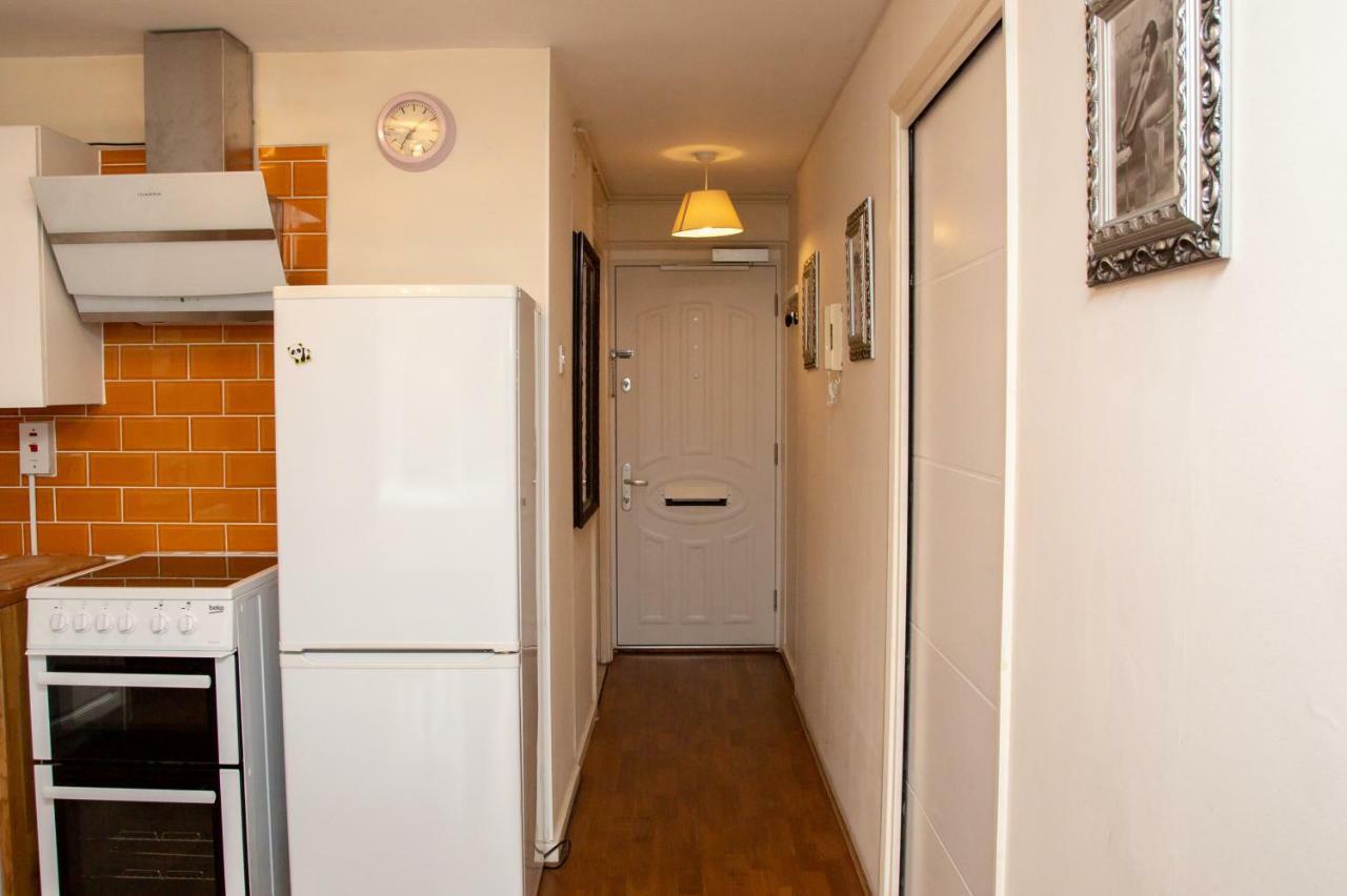 Great 2 Bedrooms Apartment 15 Mins From The Centre Londen Buitenkant foto